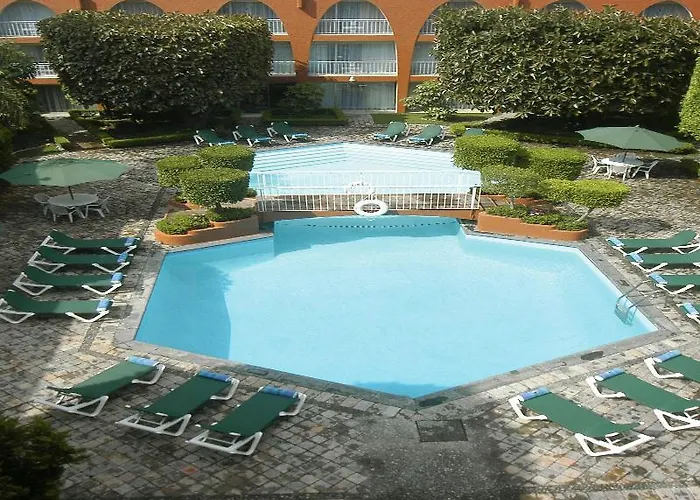 Fiesta Aeropuerto Cd Hotel
