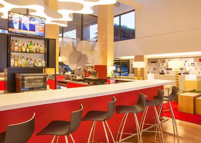 Hotel Fiesta Aeropuerto Cd 3*