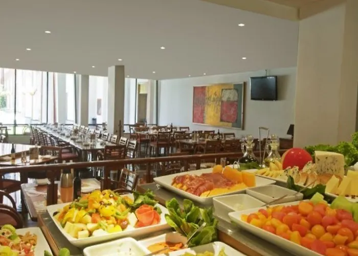Hotel Fiesta Aeropuerto Cd 3*